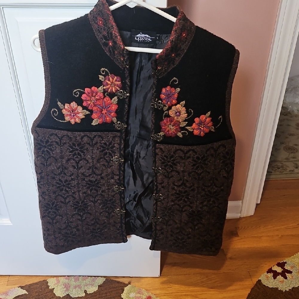 Coldwater Creek Black and Brown Vest with Floral Embroidery